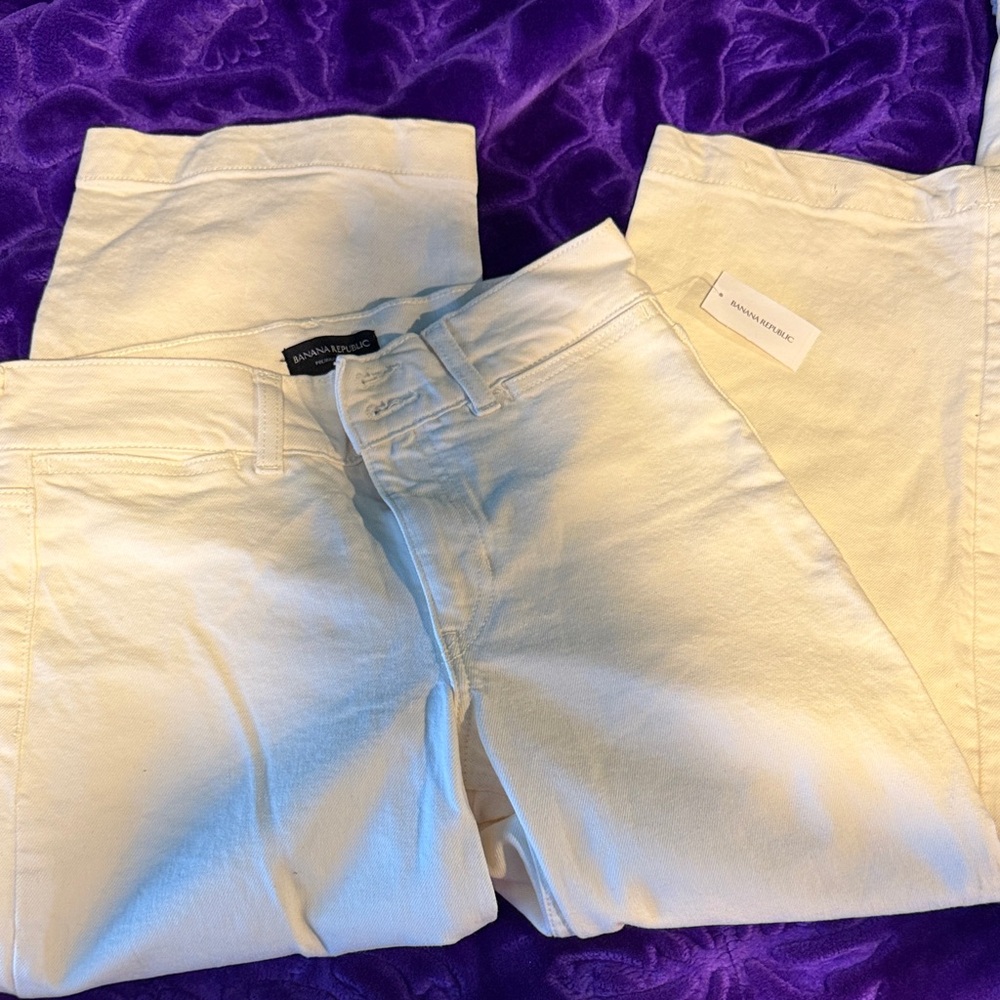 Banana Republic Off-White High-Rise Crop Jeans